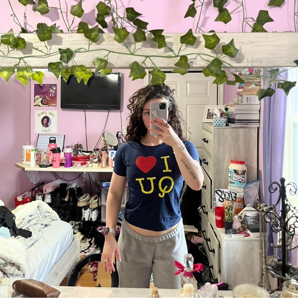 Navy Graphic “I ❤️ QU” queens university baby tee